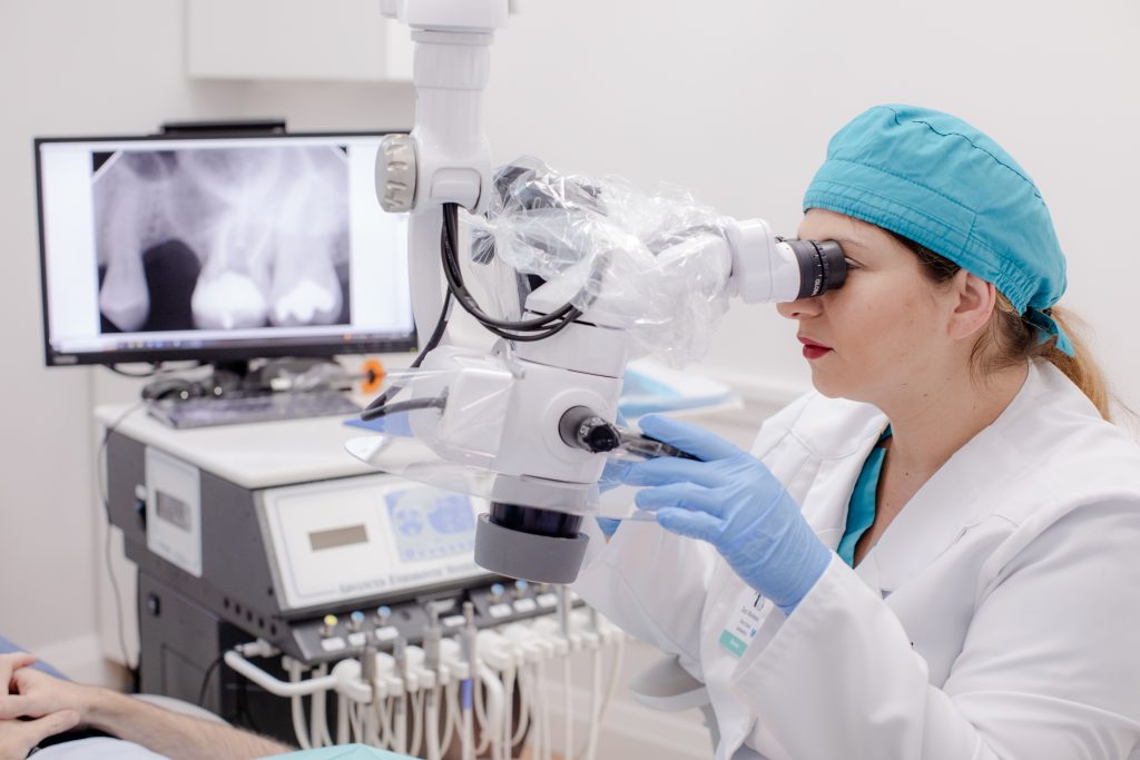 Dr. Sara examines the tooth